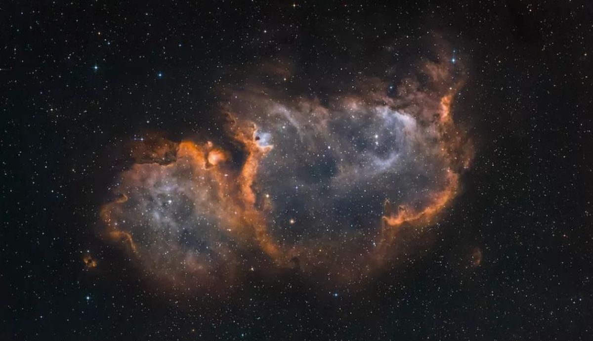 Los científicos no están realmente seguros de qué es la materia oscura y algunos expertos se preguntan si existe.