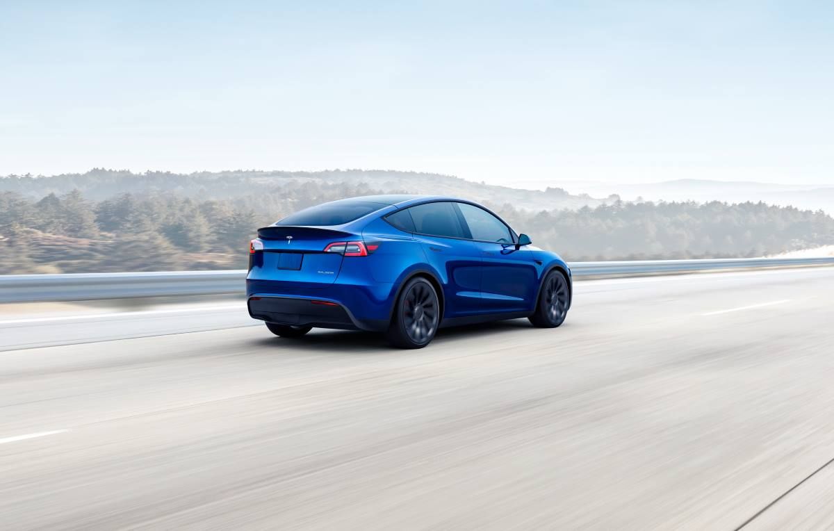 Tesla Model Y 7