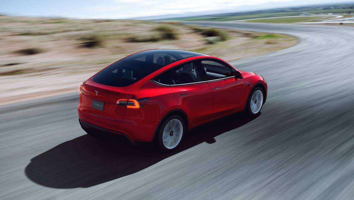 Tesla Model Y 9