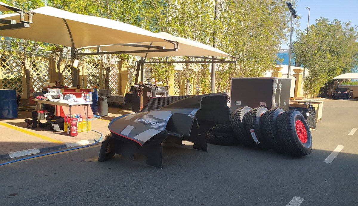 Parque cerrado de Audi previo al inicio del Rally Dakar 2022.