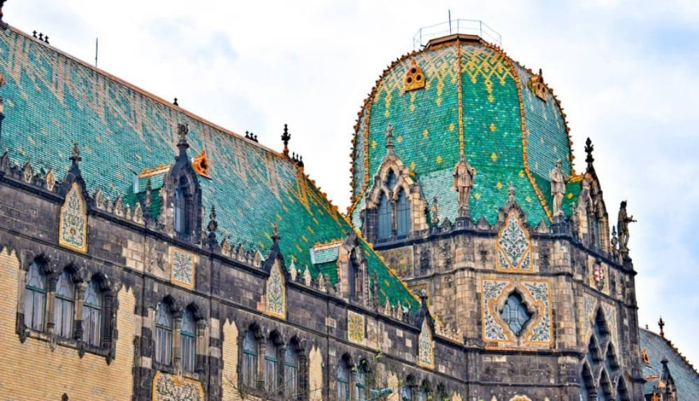 Una de las obras maestras del Art Nouveau de Ödön Lechner. Una de las obras maestras del Art Nouveau de Ödön Lechner.