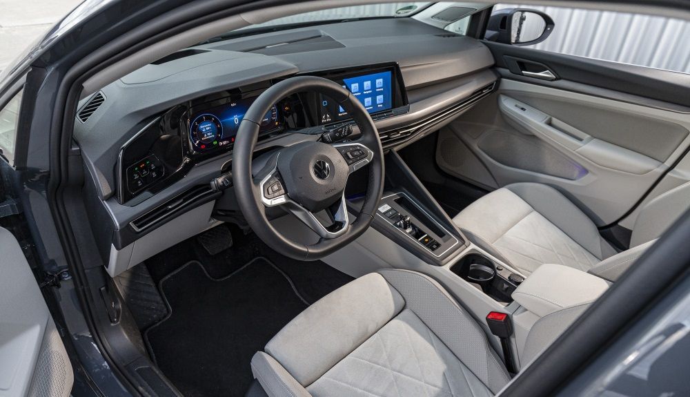 VW Golf 8 11