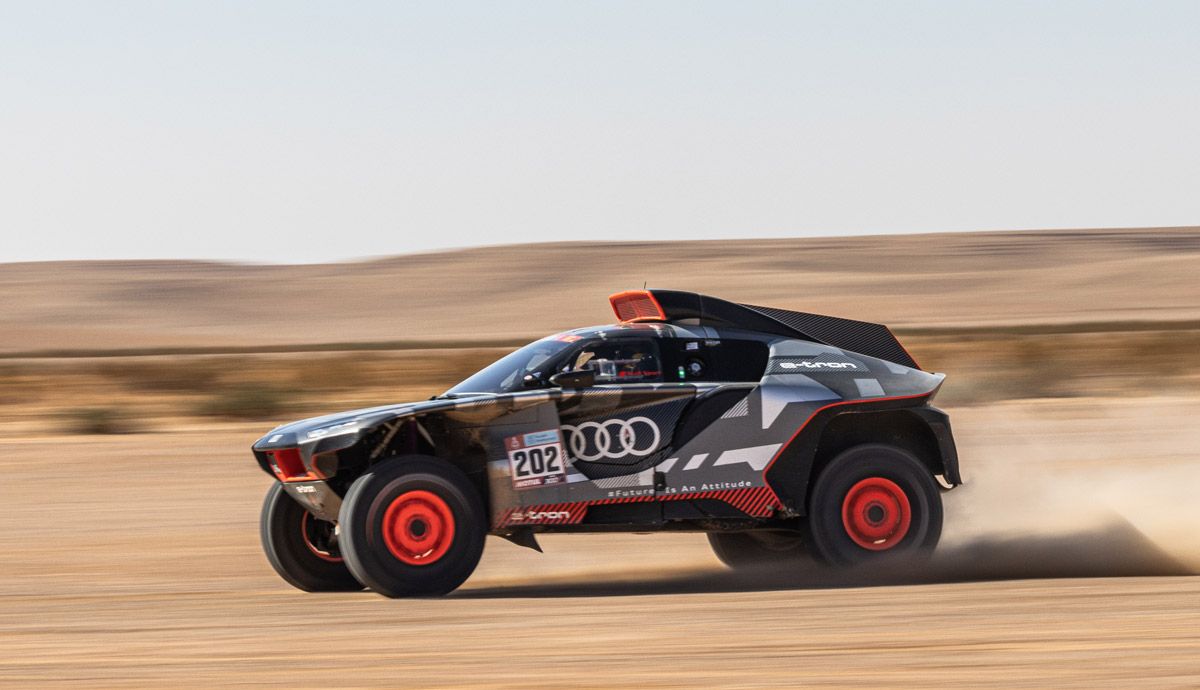  El Audi RS Q e-tron, en su primer Rally Dakar.