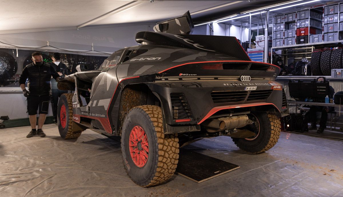  El Audi RS Q e-tron, en su primer Rally Dakar.