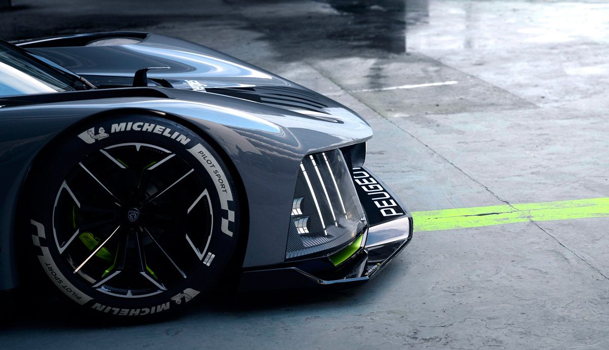 Peugeot 9X8 Hybrid Hypercar.