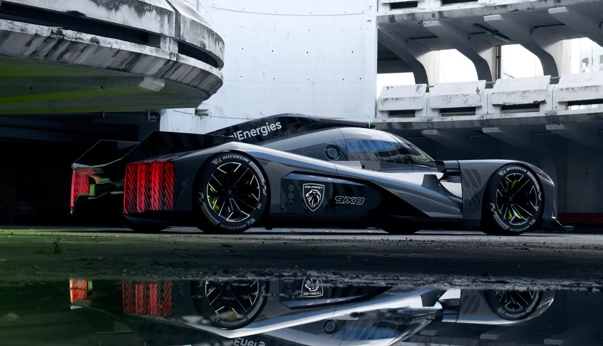 Peugeot 9X8 Hybrid Hypercar.