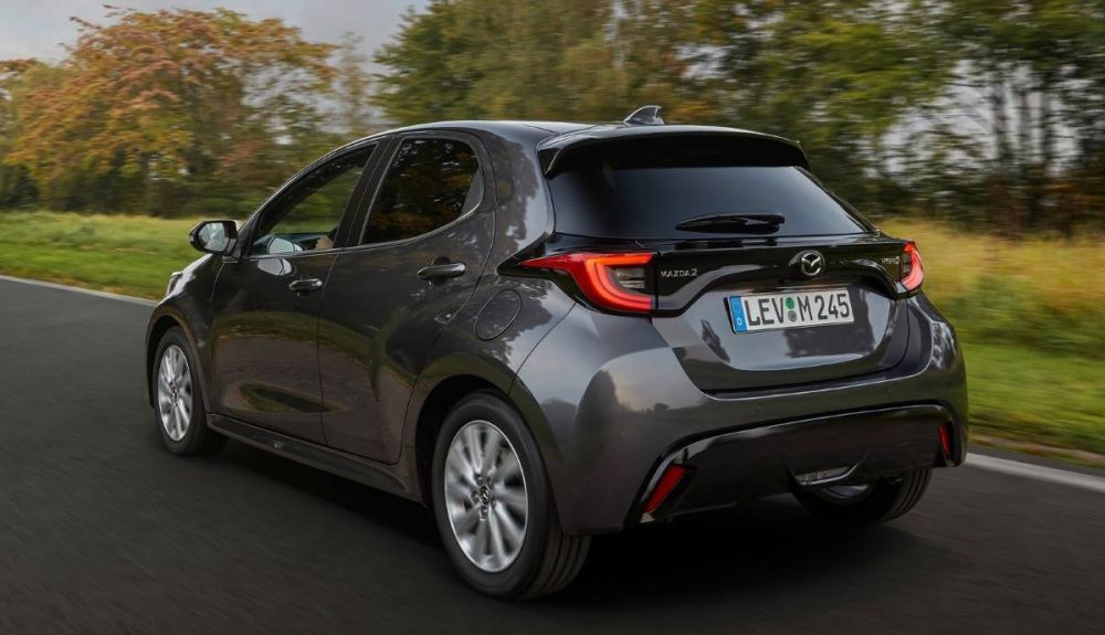 Mazda2Hybrid 2