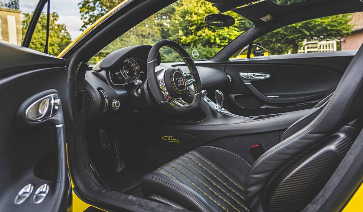 BUGATTI CHIRON PUR SPORT (4)