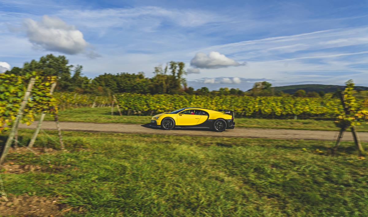BUGATTI CHIRON PUR SPORT (9)