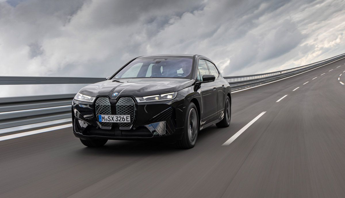 BMW iX xDrive50.