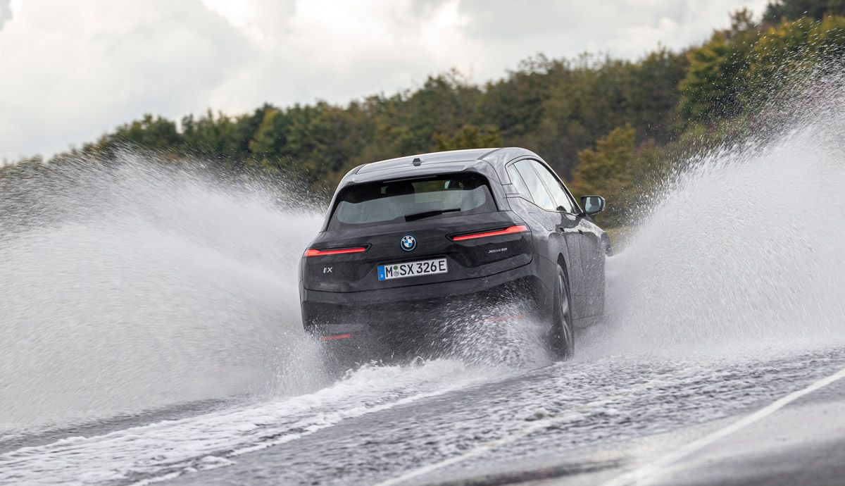 BMW iX xDrive50.