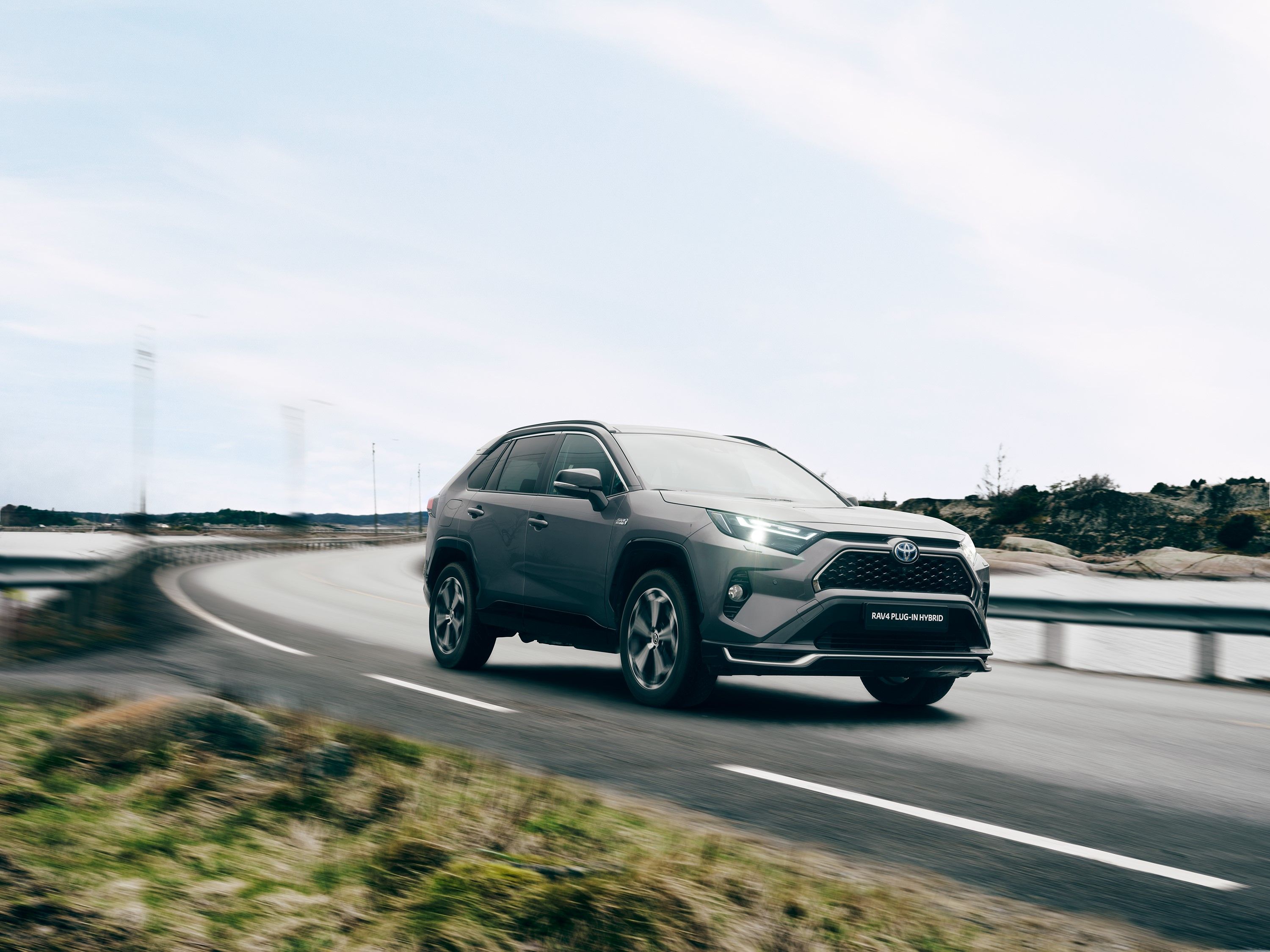 Toyota RAV4 Plug-in 2022