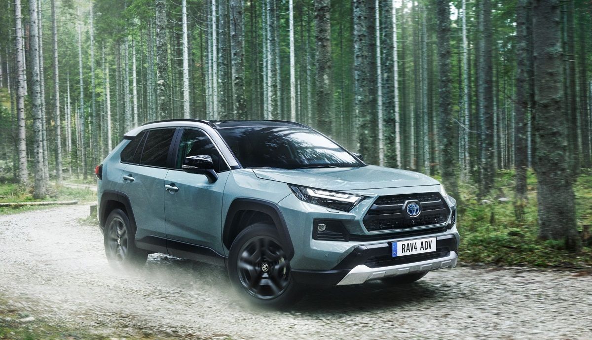 Toyota RAV4 2022, el nuevo SUV, ahora más aventurero y con versión híbrida enchufable más barata