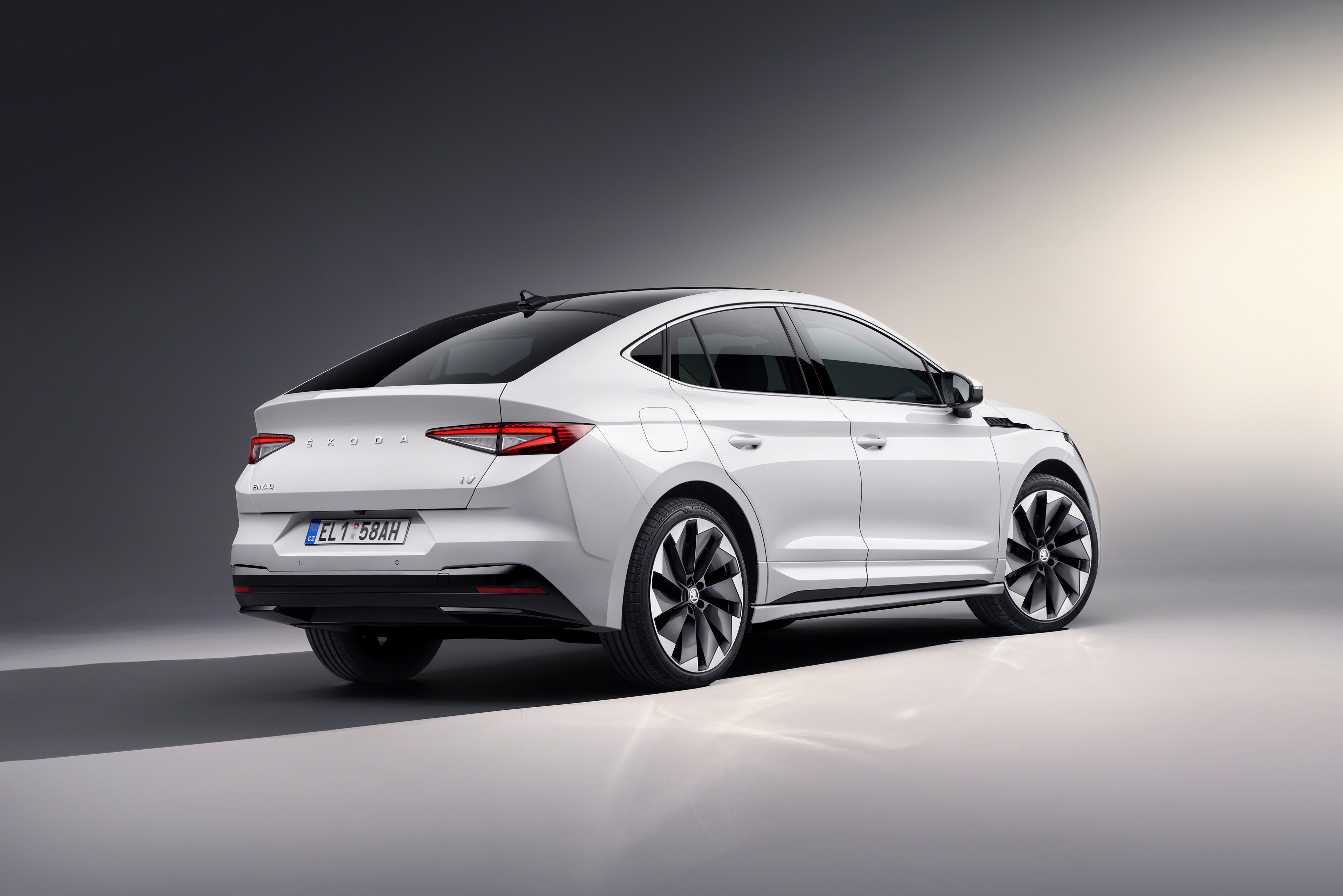 ENYAQ Coupe 34rear