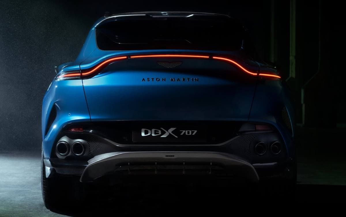 Aston Martin DBX707 3
