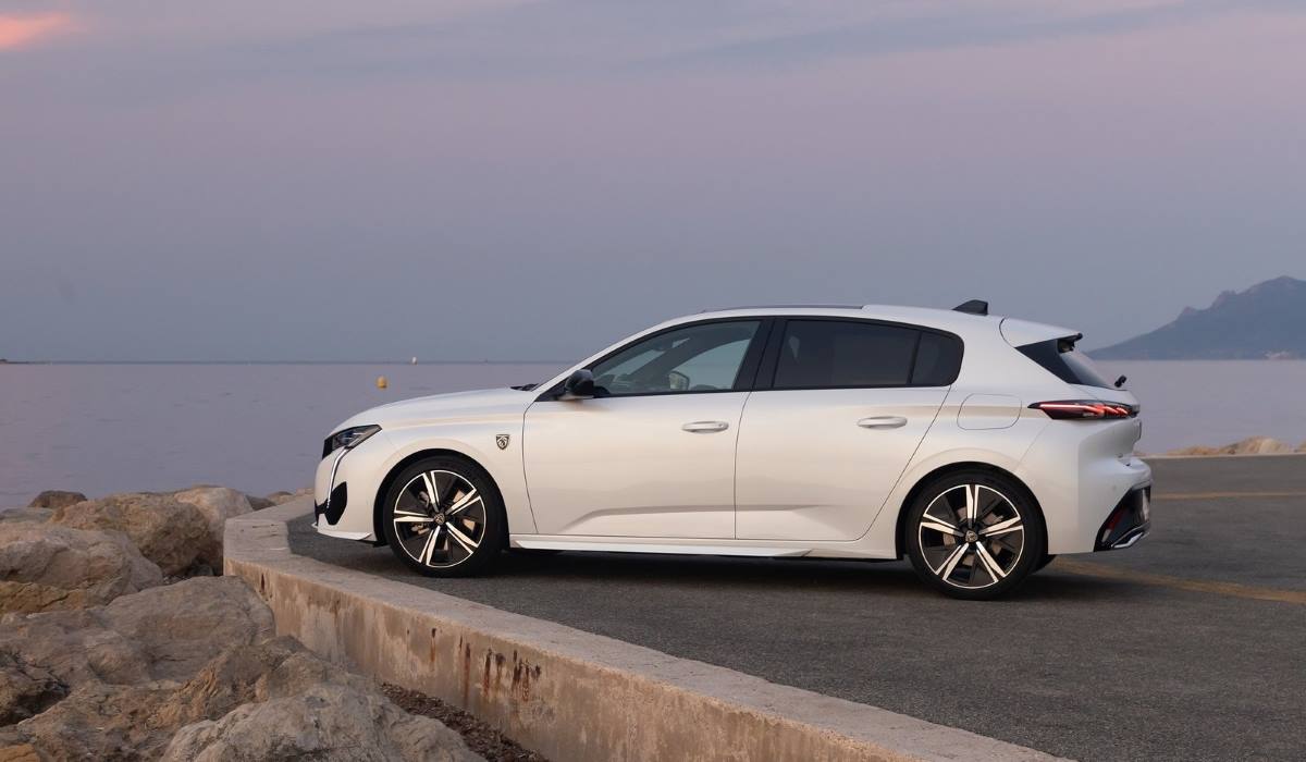 Peugeot 308 8