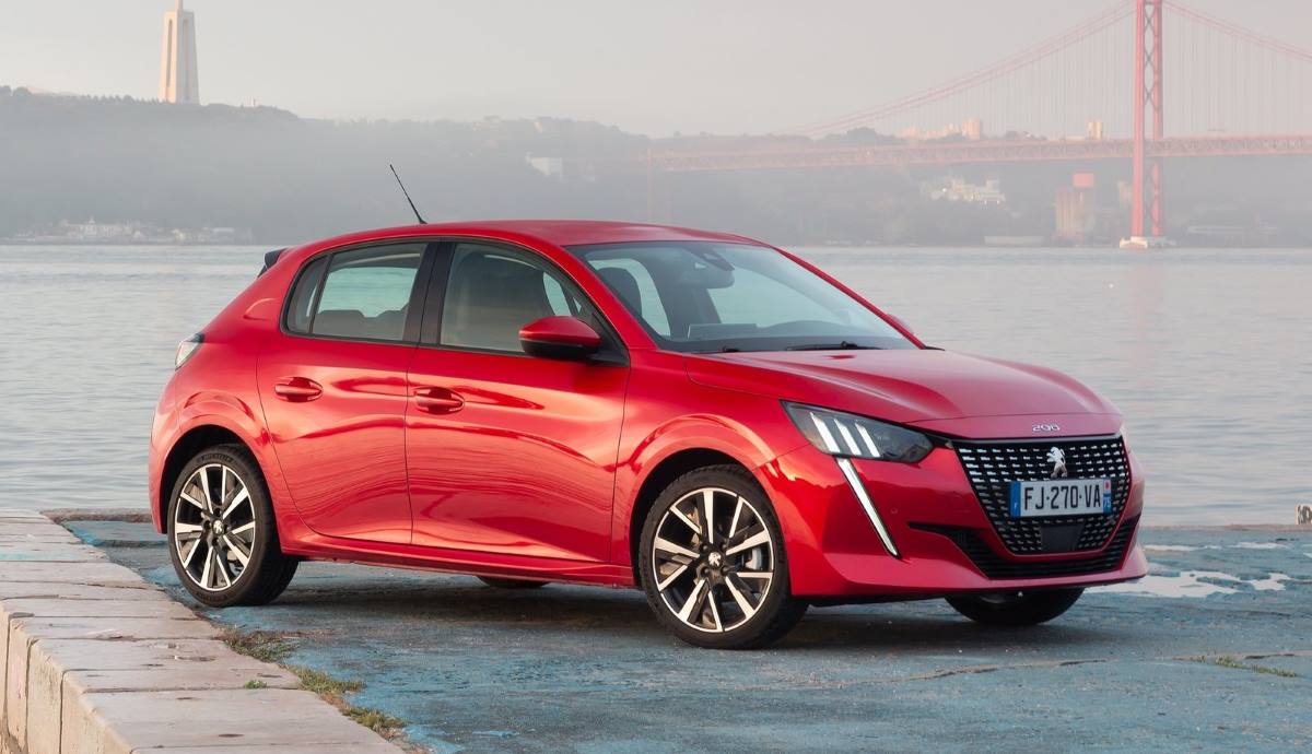Peugeot 208.