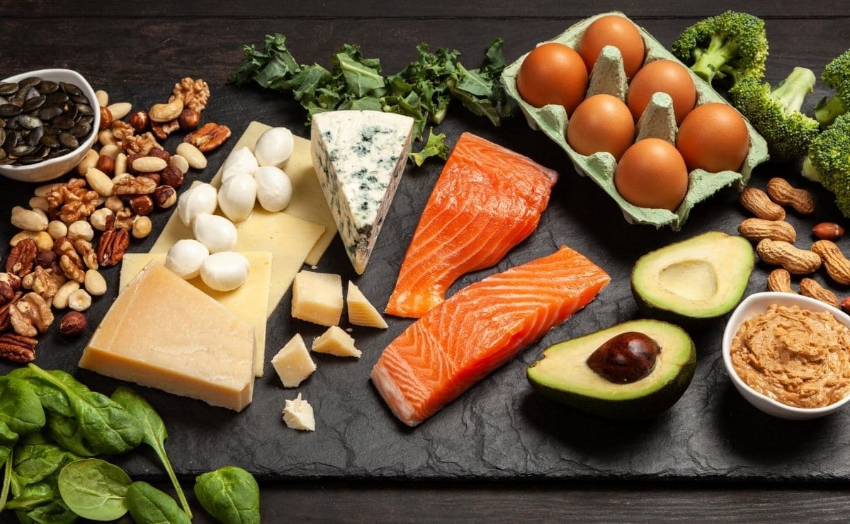Algunos de los alimentos de la dieta cetogénica.
