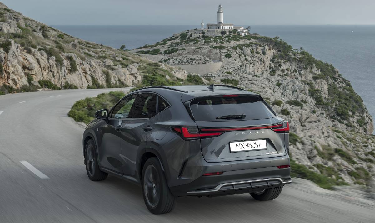 Lexus NX 450h