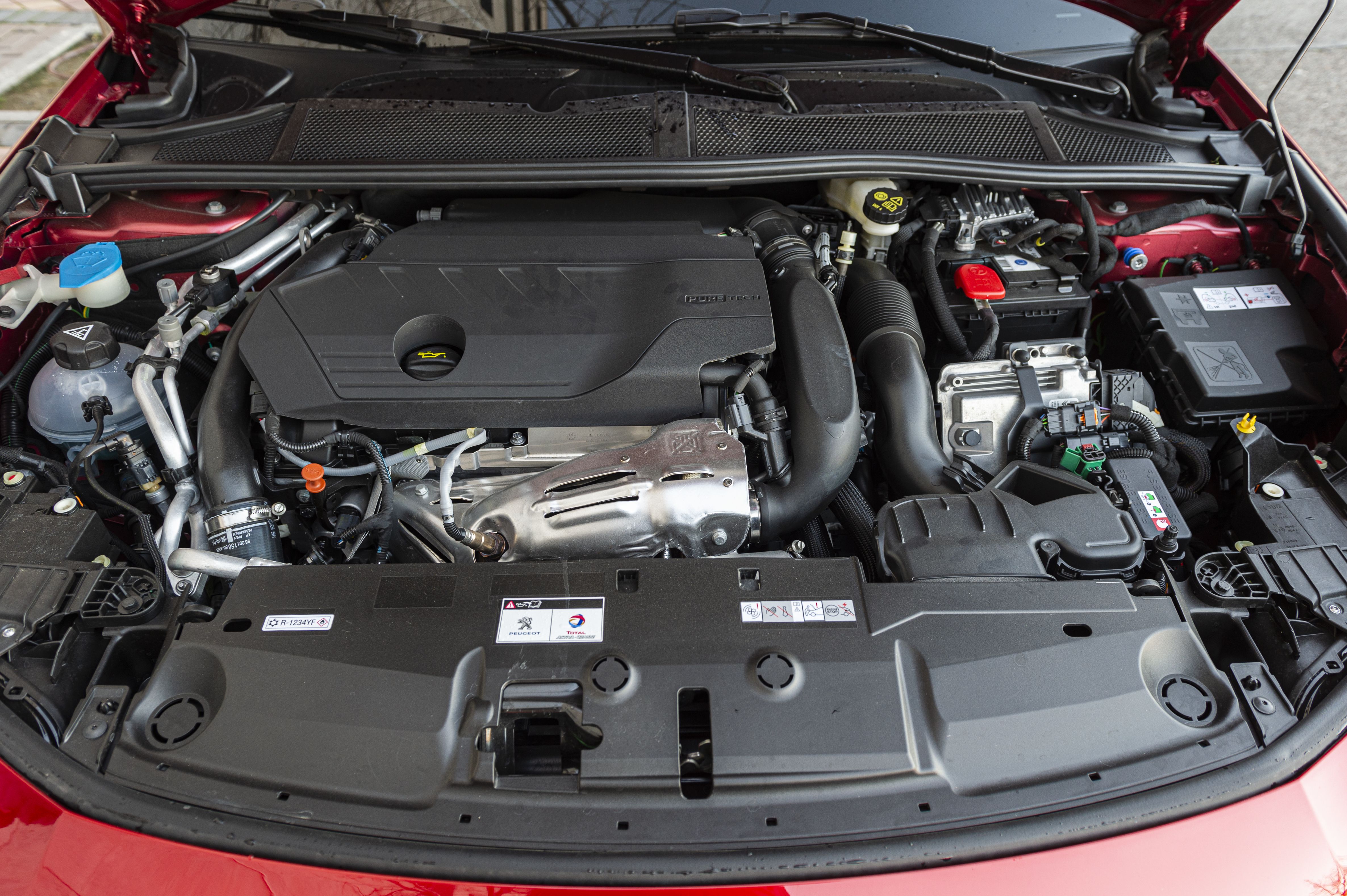 Peugeot 308 hybrid