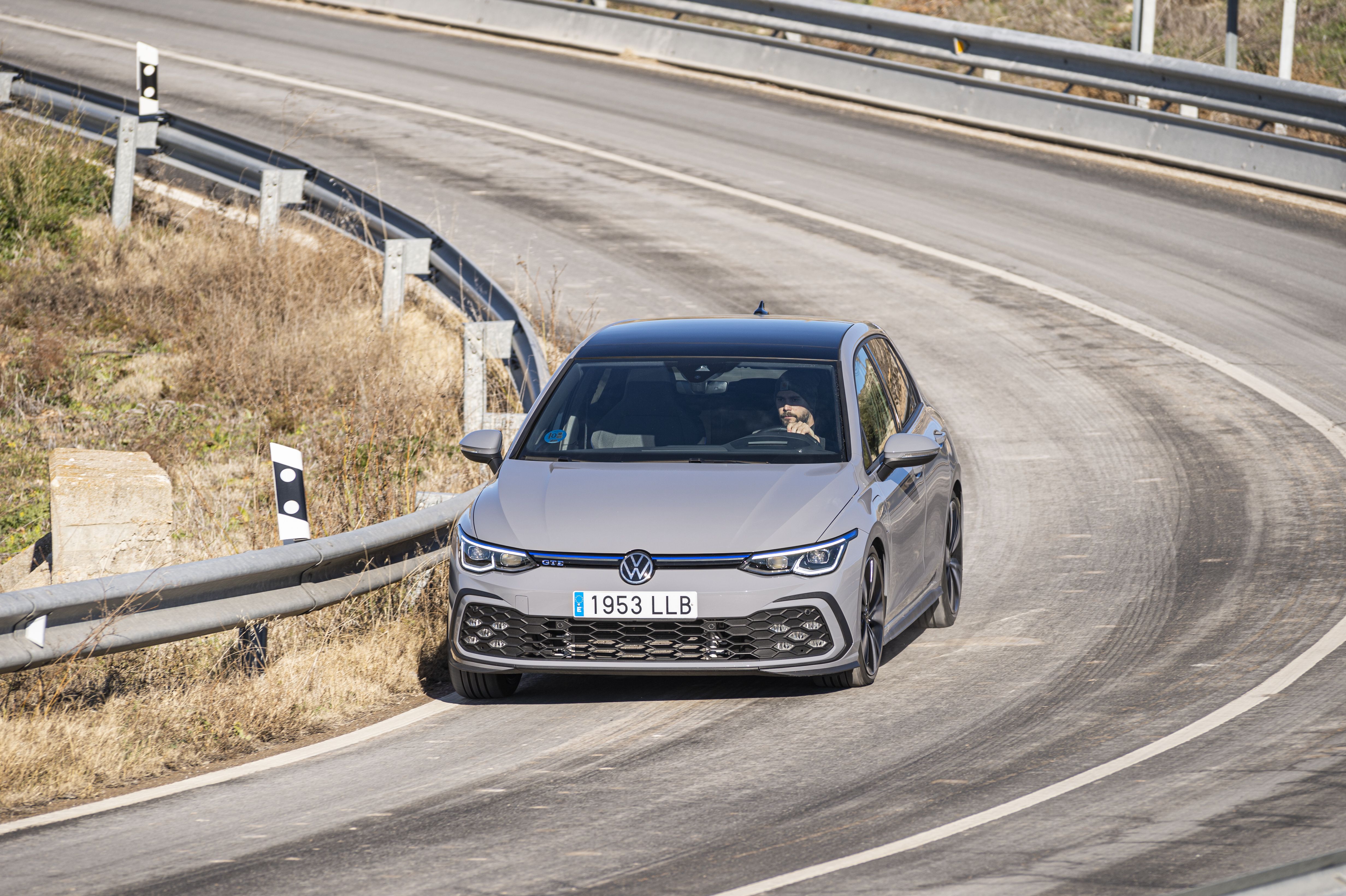 Volkswagen Golf GTE.