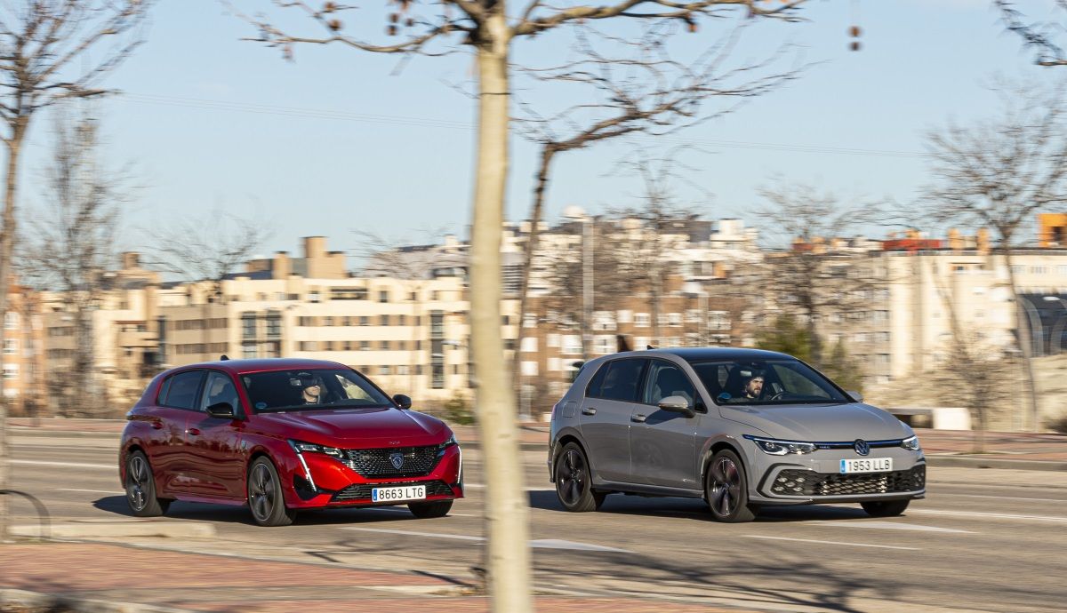 Nuevo Peugeot 308 Hybrid vs Volkswagen Golf GTE, cuál es hoy el mejor compacto híbrido enchufable