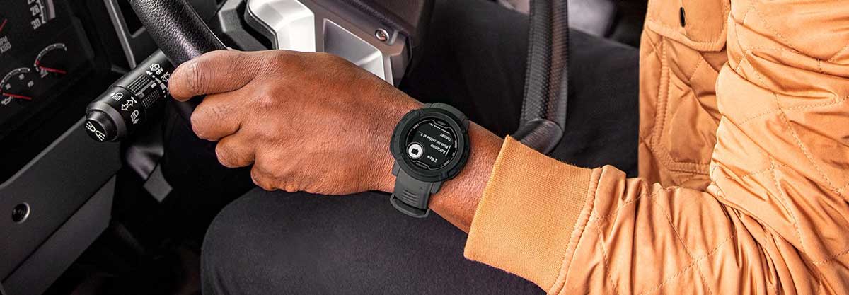 Garmin innova con Instinct 2 dezl, dirigido al colectivo del transporte profesional