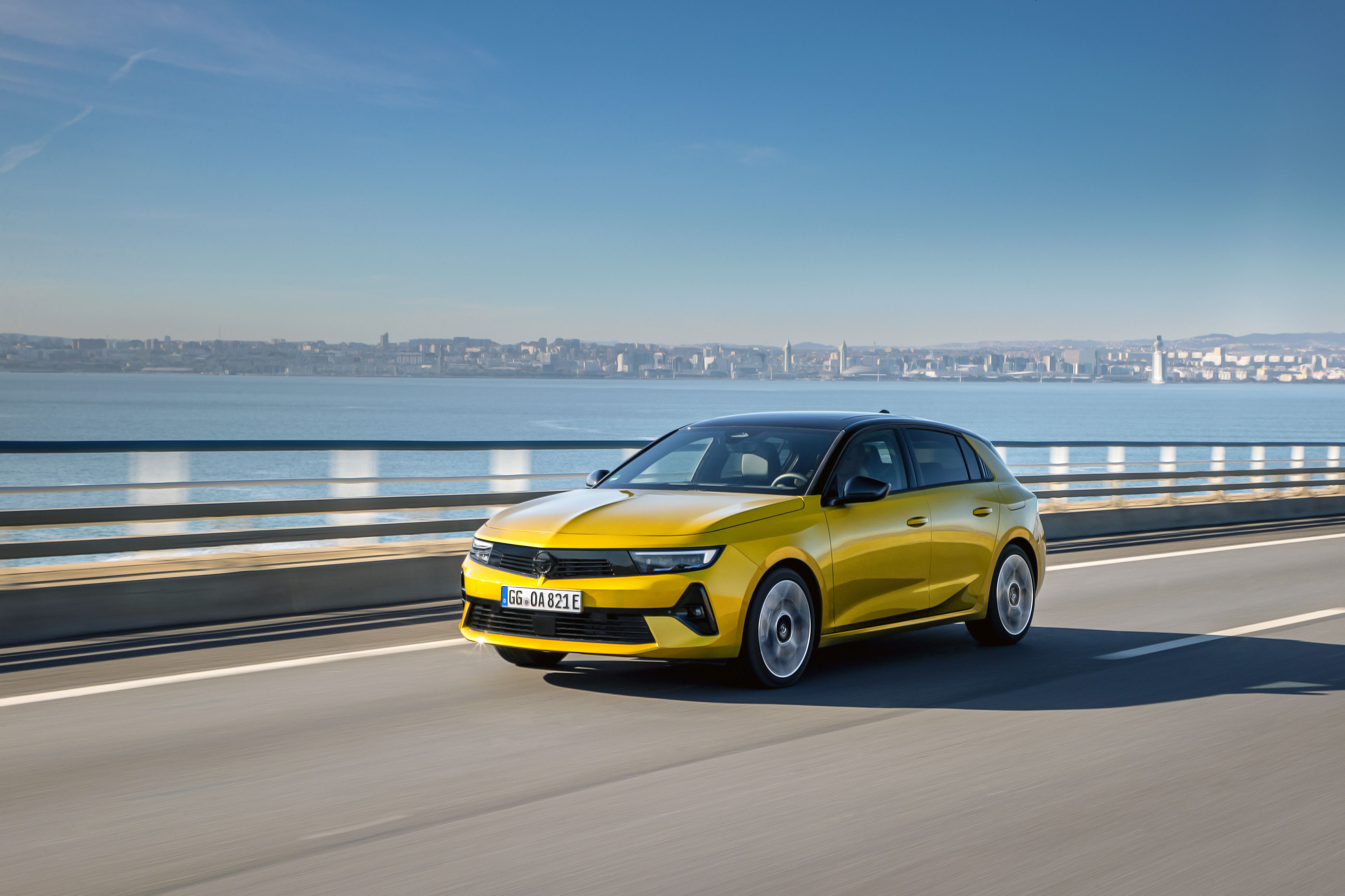 Opel Astra 2022