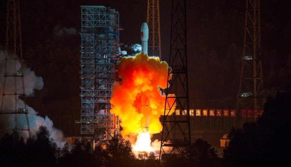 La parte de un cohete chino, lanzado en octubre de 2014, será el que se estrelle en la Luna.