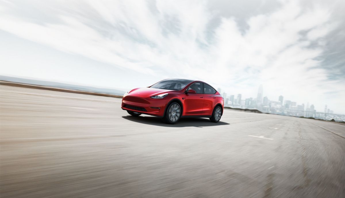 Seguridad Tesla, investigado el Autopilot por frenar inesperadamente