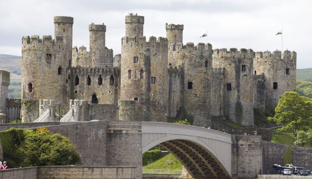 Torres fortificadas del Castillo de Conwy, al norte de Gales. Torres fortificadas del Castillo de Conwy, al norte de Gales.