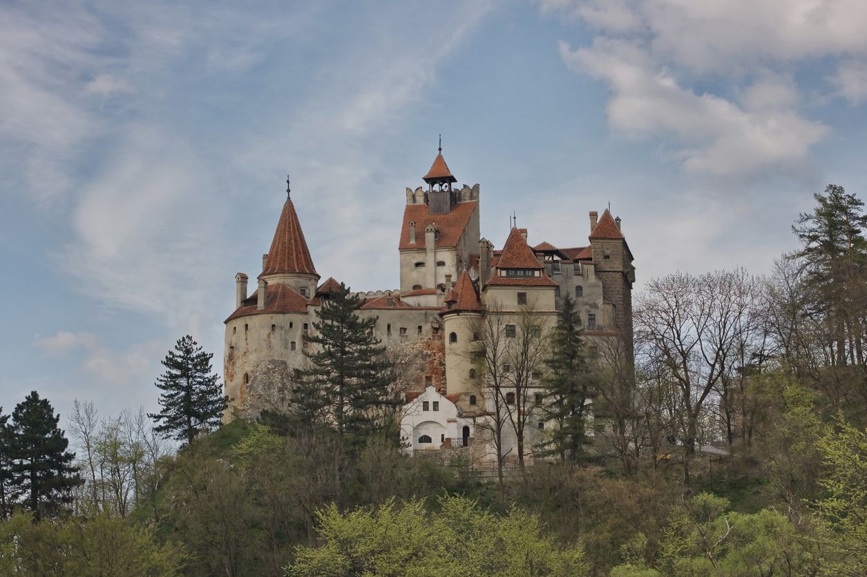 El Castillo de Bran, en Rumanía, uno de los castillos medievales más populares de Europa.