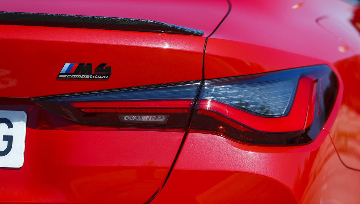 BMW M4 COMPETITION (21)