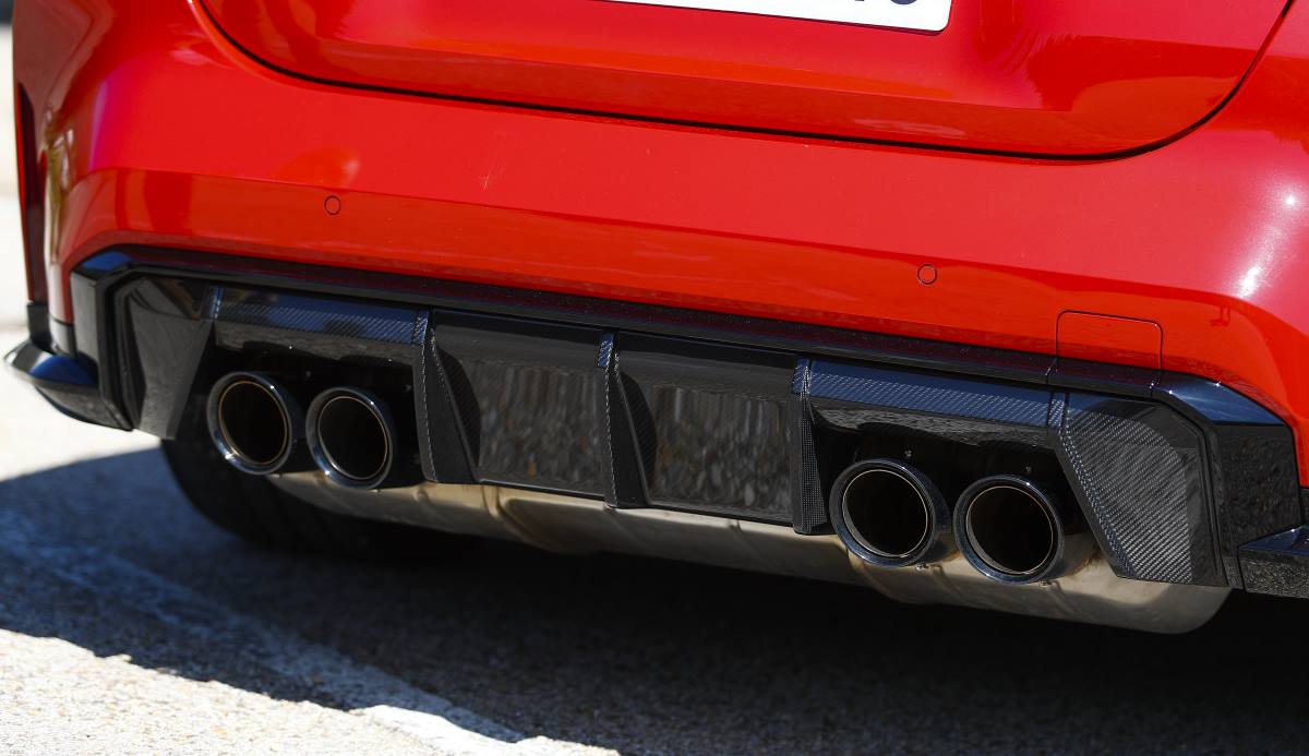 BMW M4 COMPETITION (23)