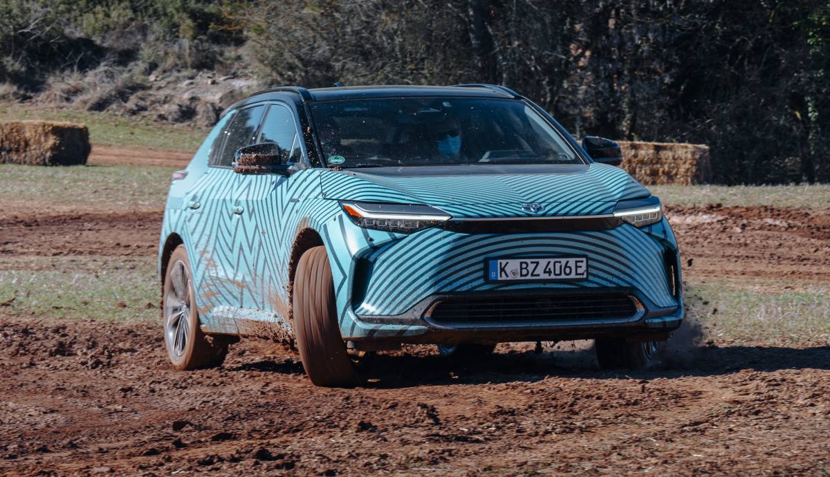 A los mandos del Toyota BZ4X