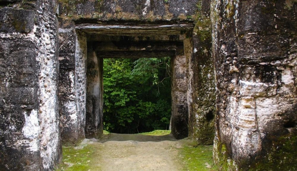 Los arqueólogos solo encontraron zeolitas en uno de los embalses de Tikal. Los arqueólogos solo encontraron zeolitas en uno de los embalses de Tikal.