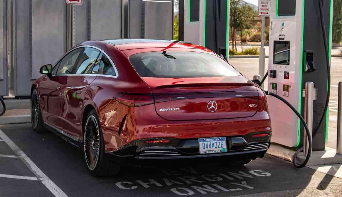 Mercedes sólo venderá coches eléctricos cero emisiones en 2035