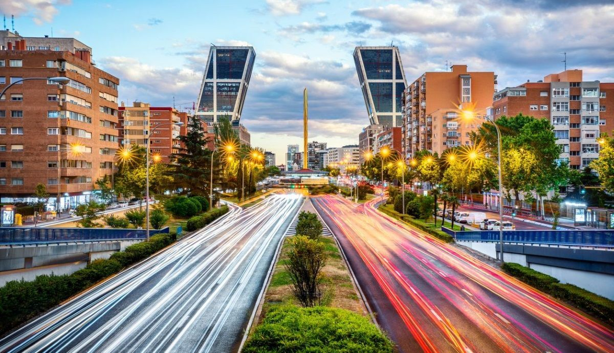 Madrid retrasa las multas a los coches más contaminantes en el interior de la M 30