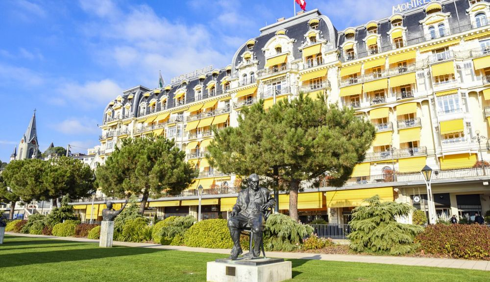 Este parque cuenta con estatuas de algunas de la leyendas del jazz. Este parque cuenta con estatuas de algunas de la leyendas del jazz.