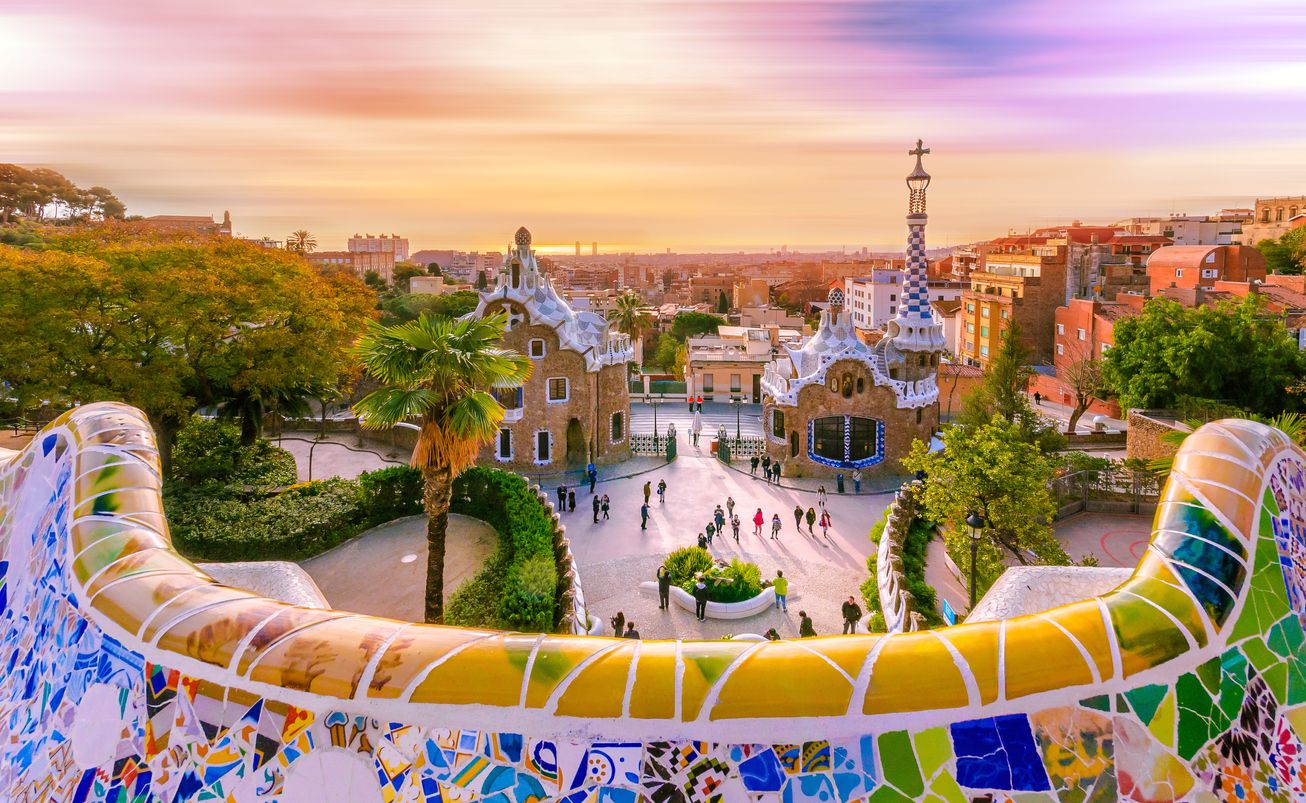 El Parque Güell es uno de los parques europeos más impresionantes.