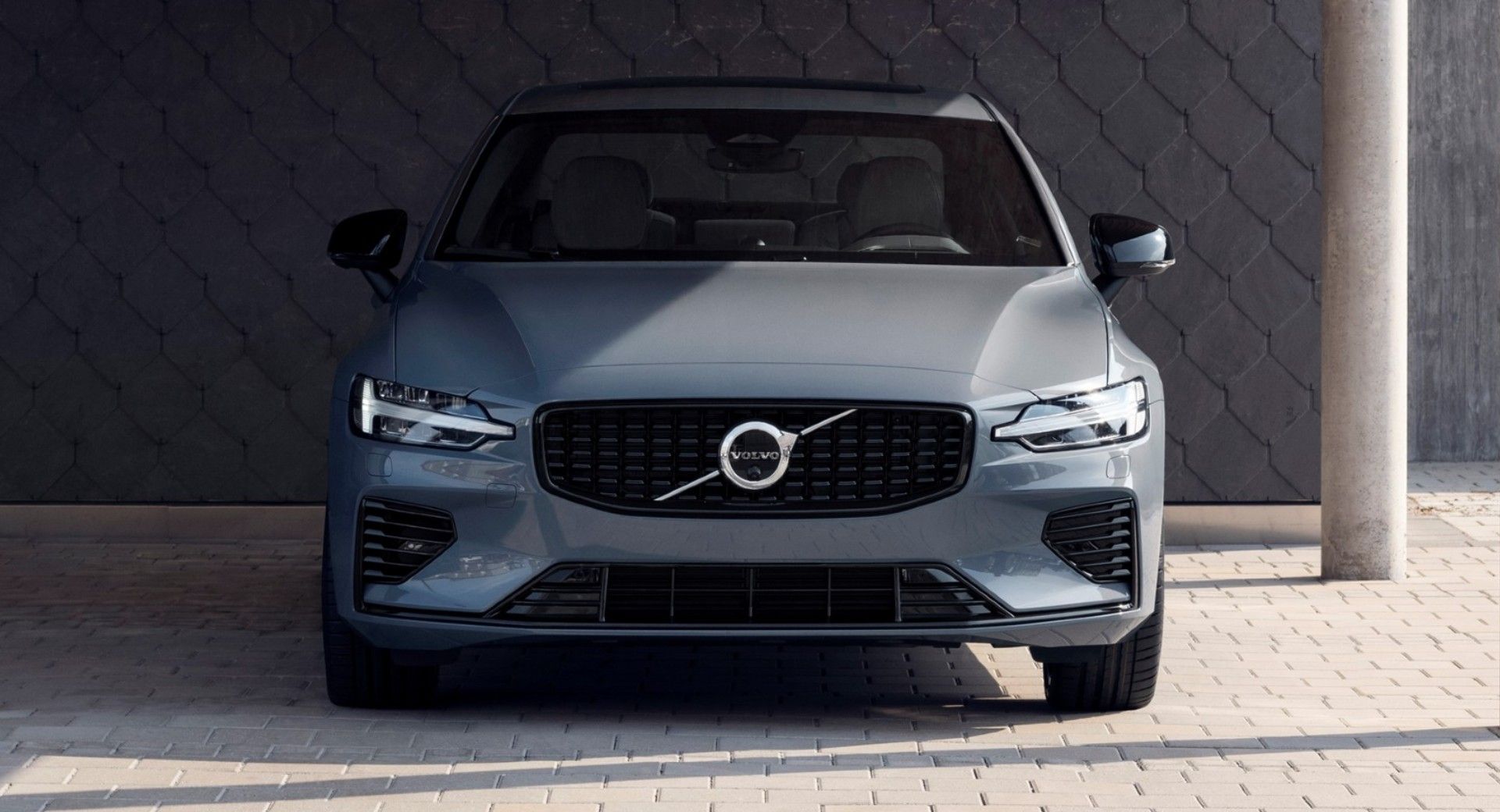 Volvo S60 Recharge T8