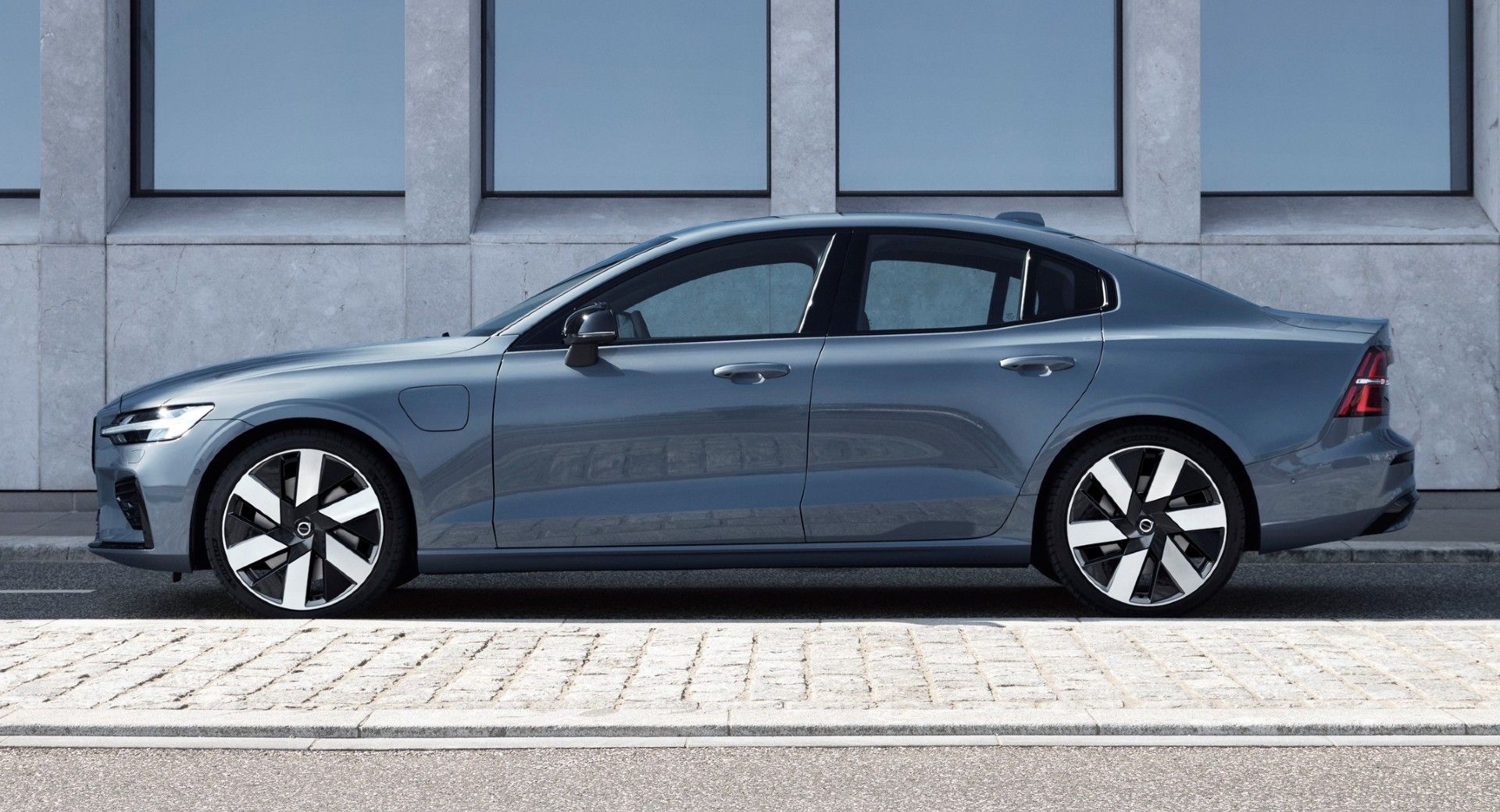 Volvo S60 Recharge T8