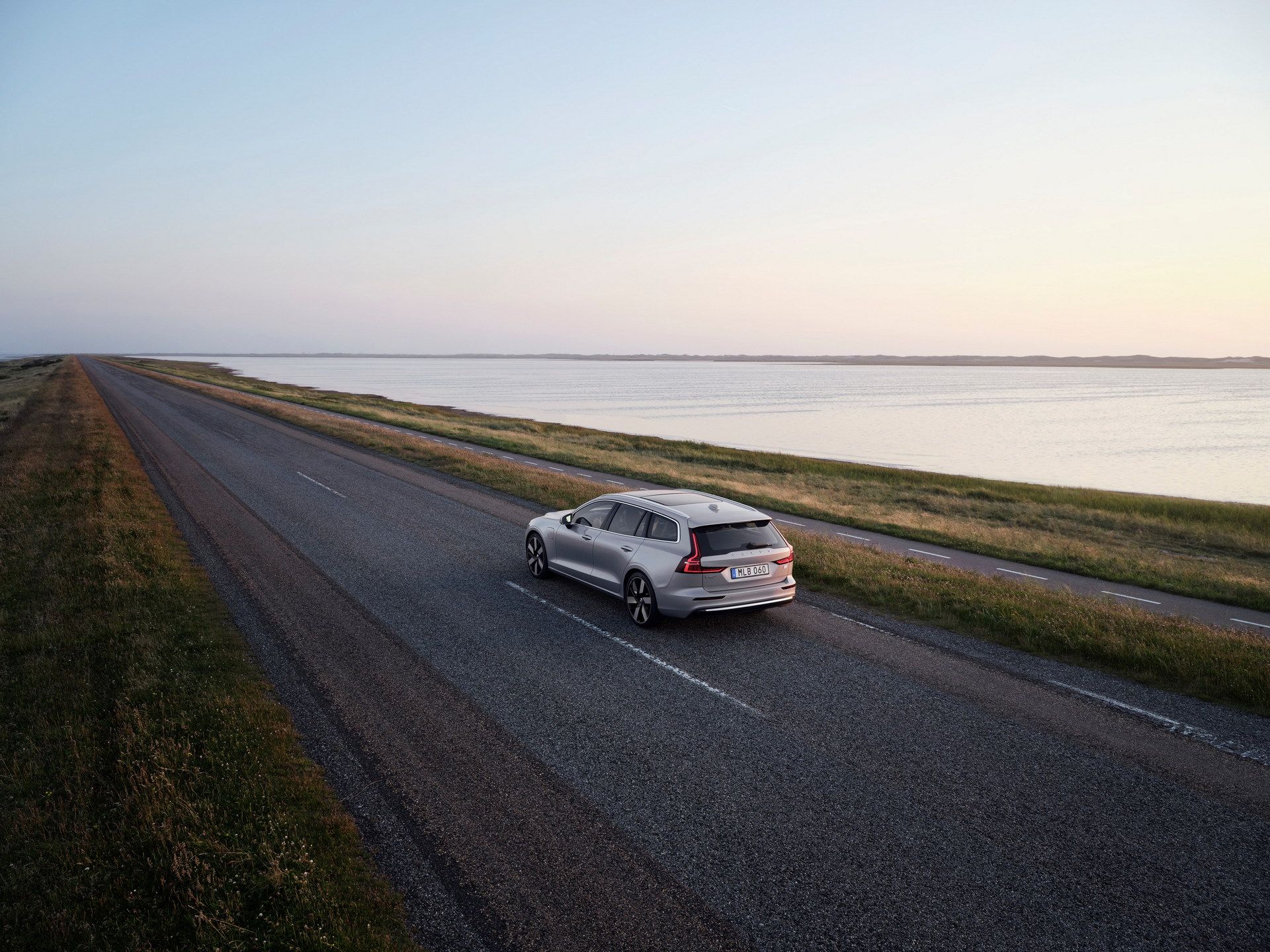 Volvo V60 Recharge T8