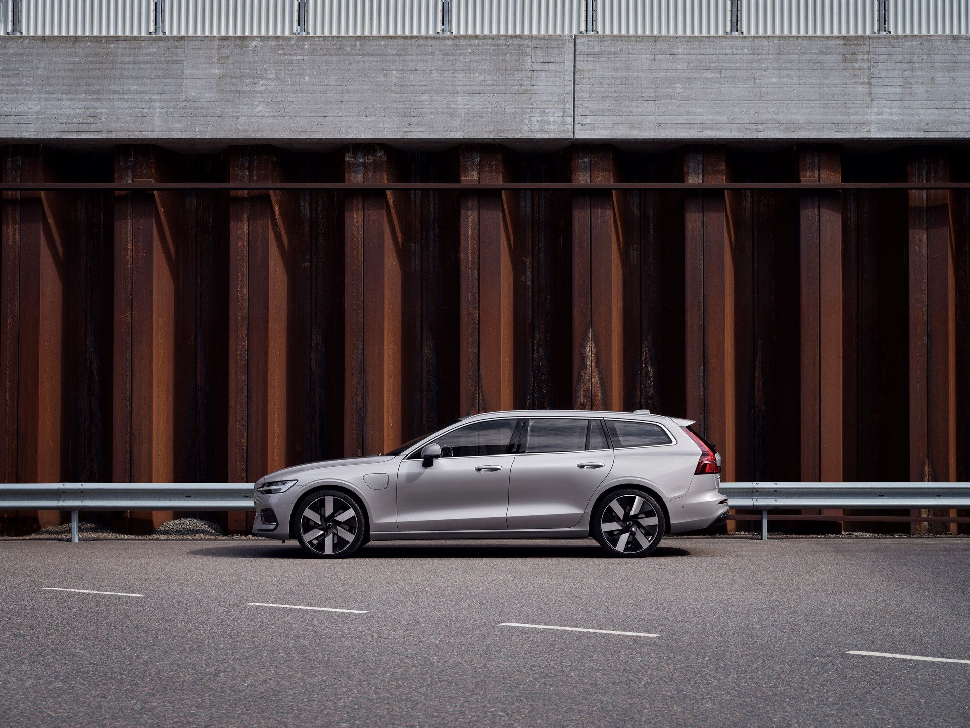 Volvo V60 Recharge T8