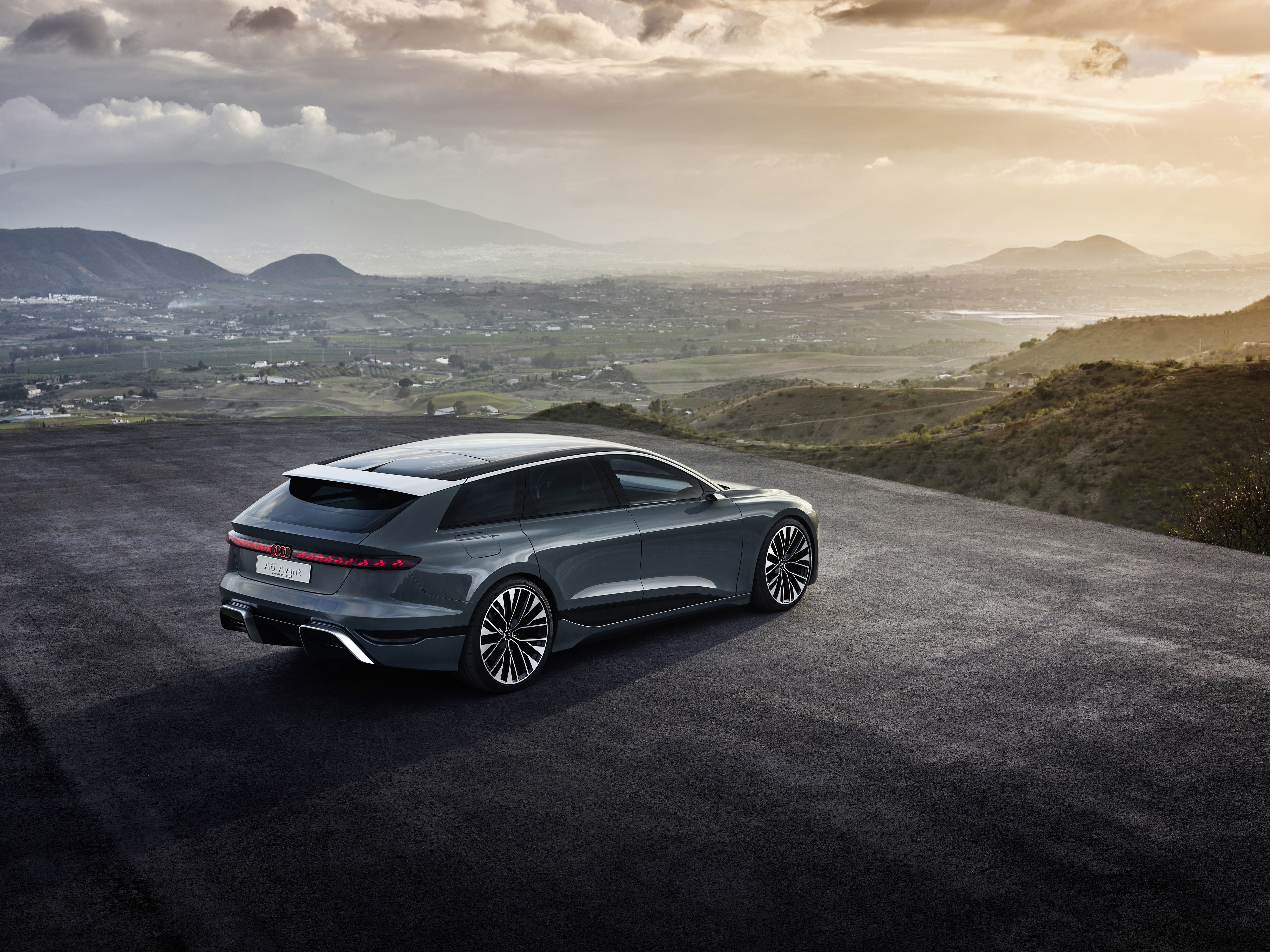 Audi A6 Avant e-tron Concept