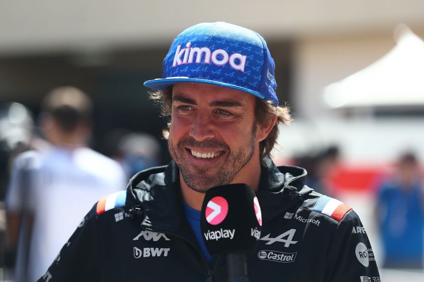 Un buen primer día para Fernando Alonso y su Alpine A522 en Baréin