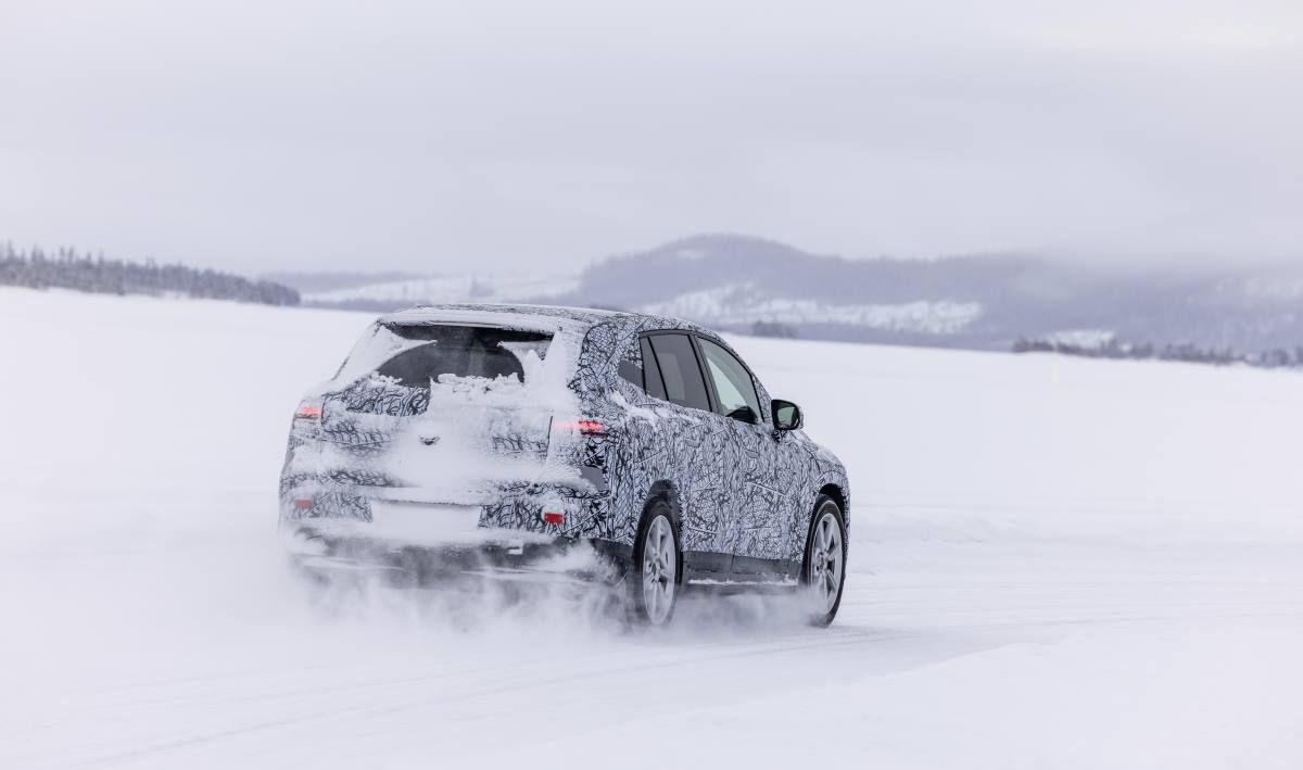 Mercedes EQS SUV 9