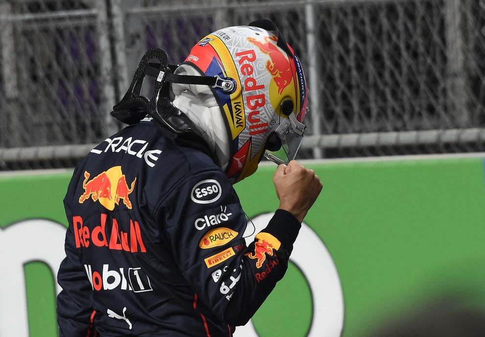 Checo Pérez consiguió su primera pole position en el GP de Arabia Saudí