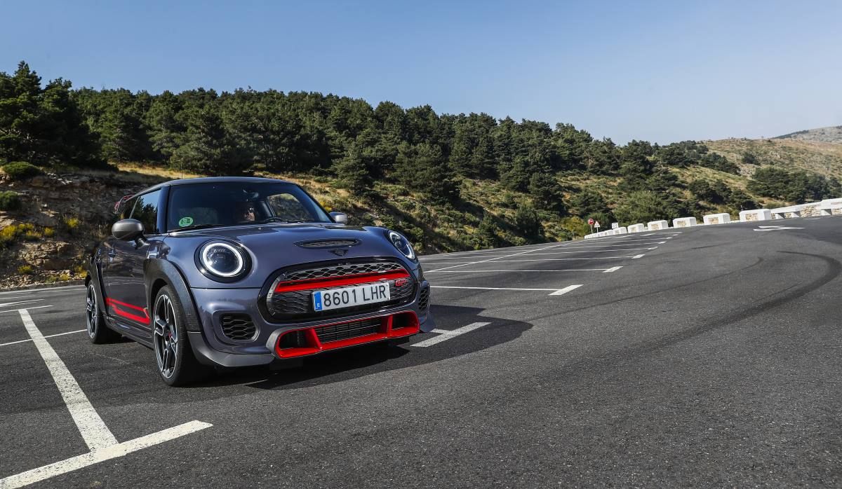 MINI JCW GP (1)