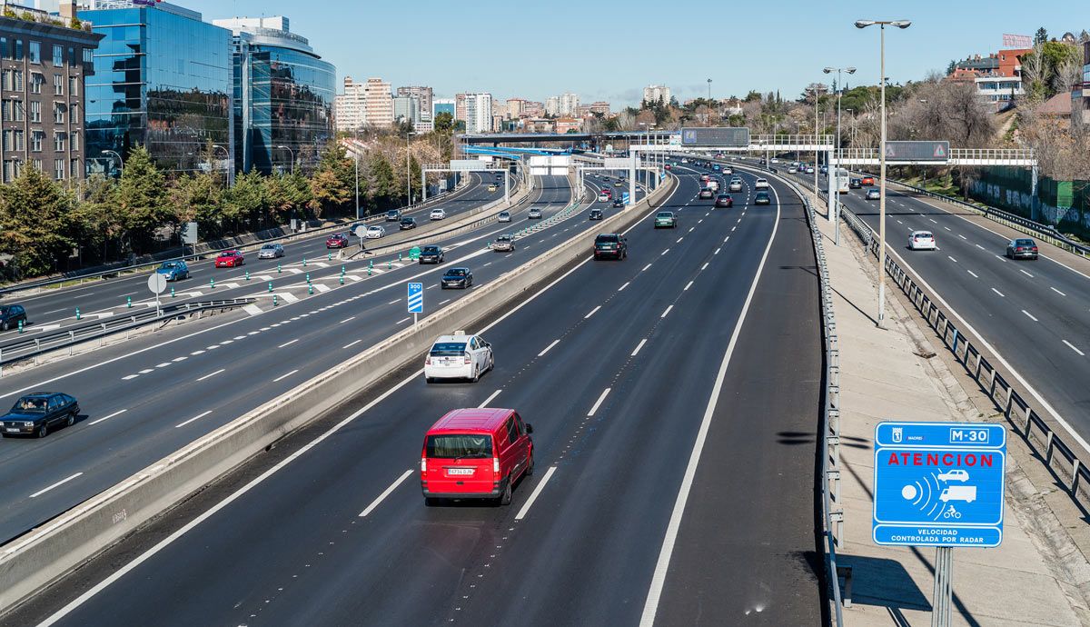 Los radares fijos que te encontrarás en la ciudad de Madrid y que dependen del consistorio madrileño. Foto iStock.